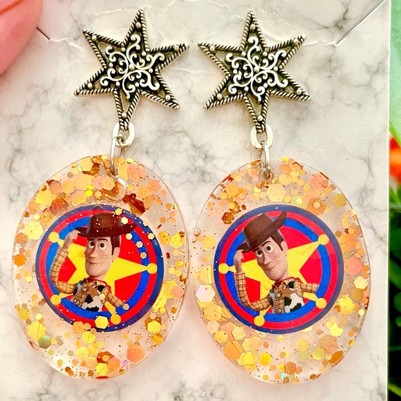 Woody Acrylic Dangle Earrings - Picture 1 of 4